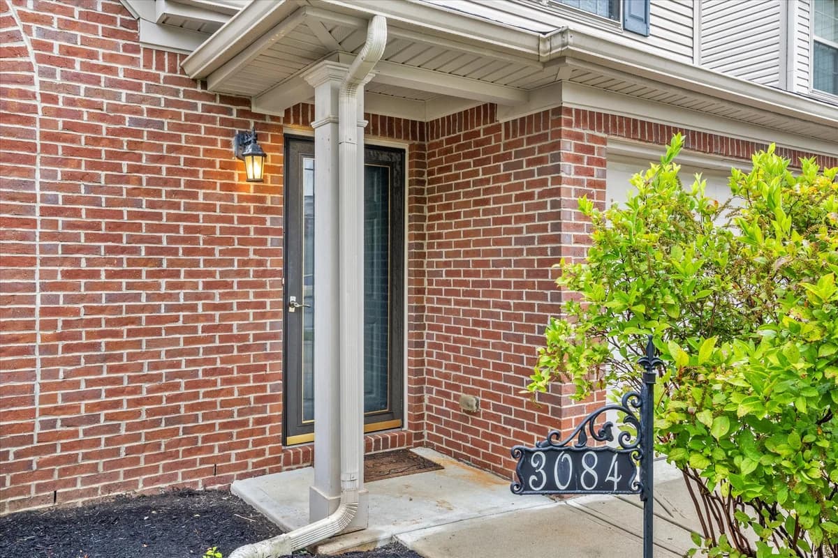 Lexington apartments for rent - Property image - 3084 River Run Trail - 2