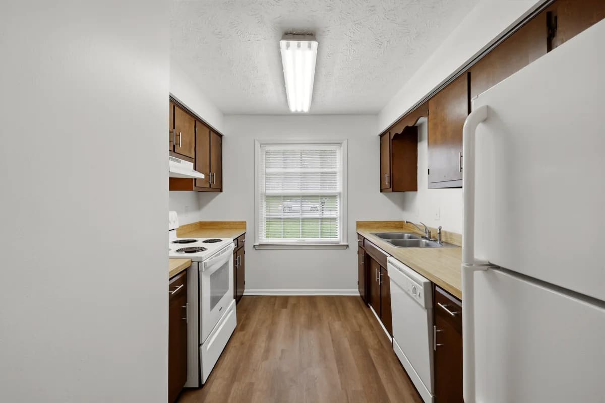 Lexington apartments for rent - Property image - 3215 Aqueduct Drive - 3