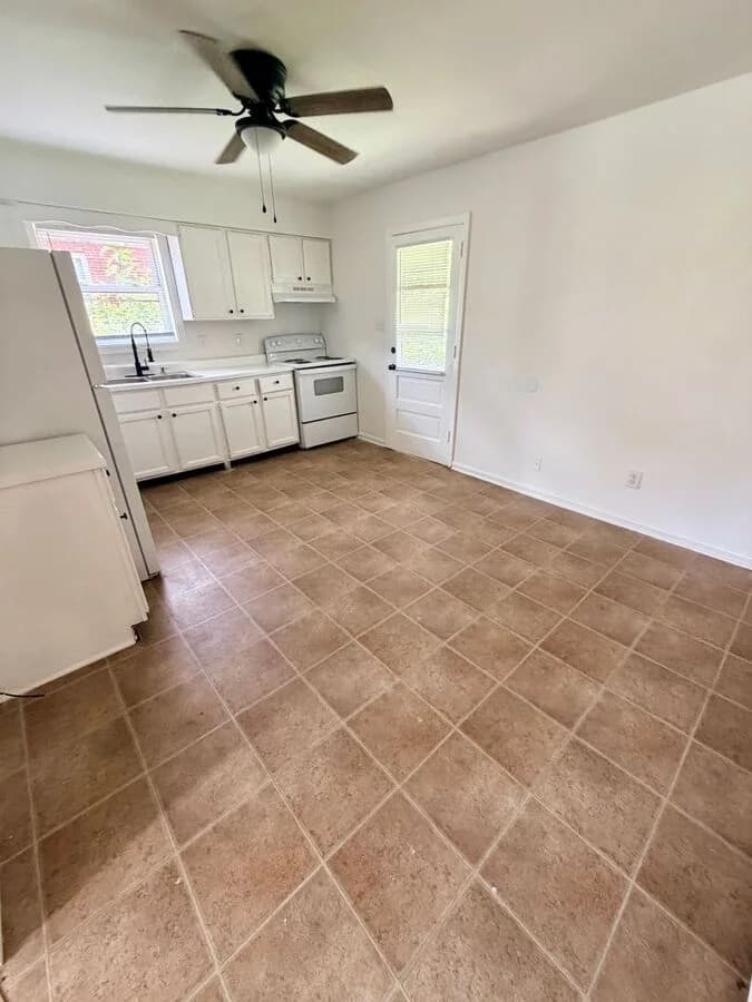 Lexington apartments for rent - Property image - 1849 Costigan Drive - 2
