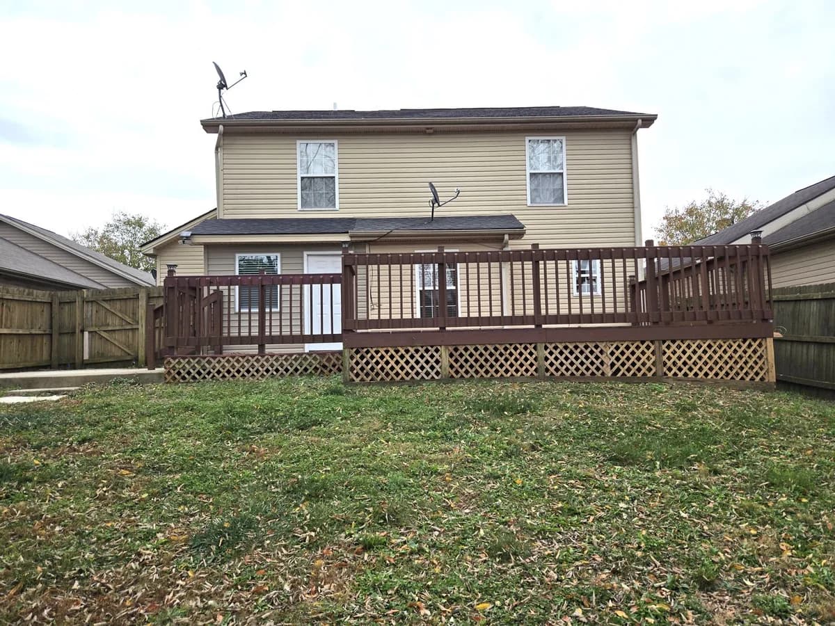 Lexington apartments for rent - Property image - 1092 Winding Oak Trail - 2