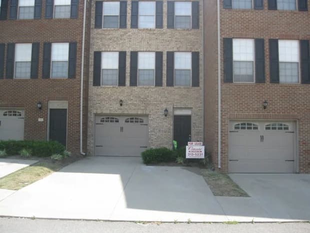 Lexington apartments for rent - Property image - 1145 Appian Crossing Way - 1