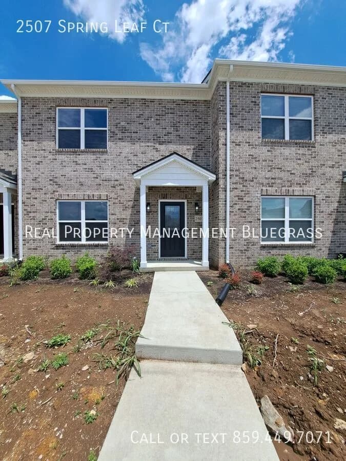 Lexington apartments for rent - Property image - 2507 Spring Leaf Ct - 1