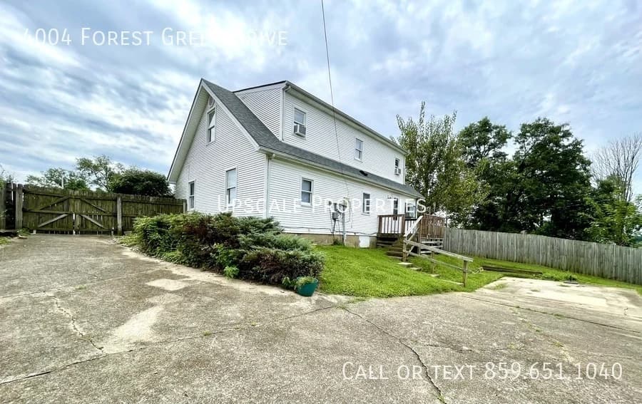 Lexington apartments for rent - Property image - 4004 Forest Green Drive - 2