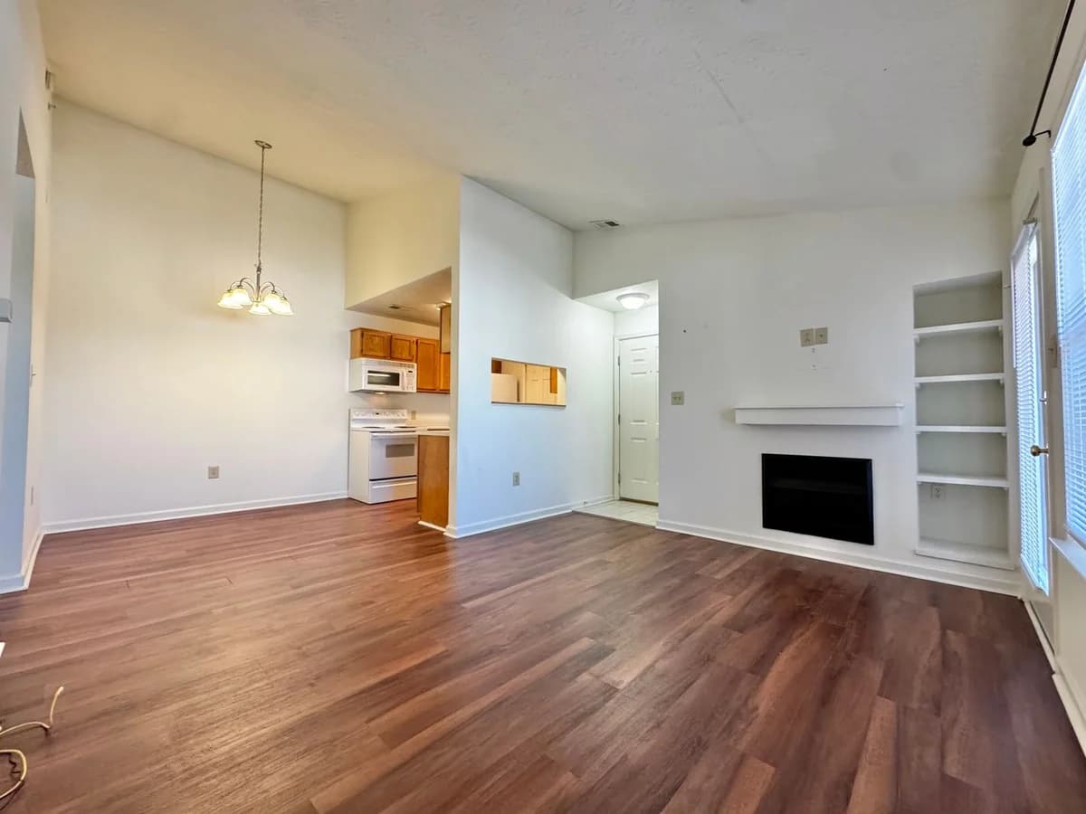 Lexington apartments for rent - image - 1176 Appian Crossing Way - 07.jpg