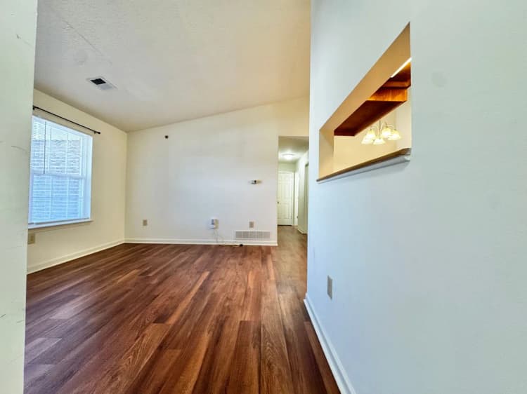 Lexington apartments for rent - image - 1176 Appian Crossing Way - 08.jpg