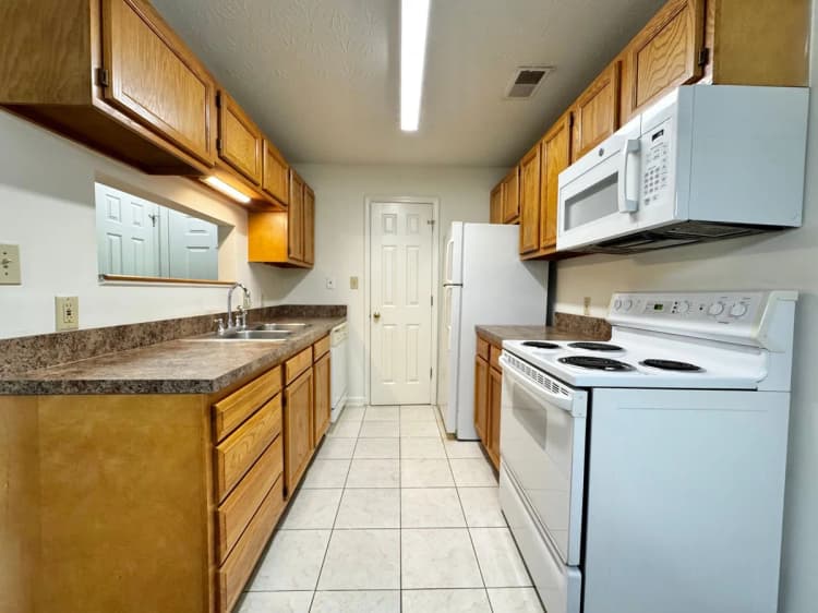 Lexington apartments for rent - image - 1176 Appian Crossing Way - 28.jpg
