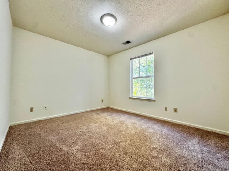 Lexington apartments for rent - image - 1176 Appian Crossing Way - 31.jpg