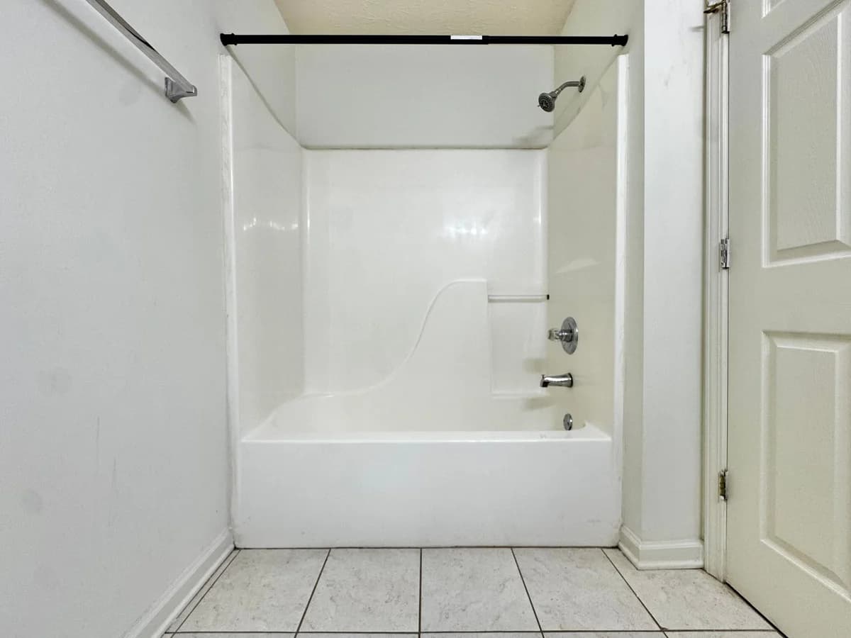 Lexington apartments for rent - image - 1176 Appian Crossing Way - 34.jpg
