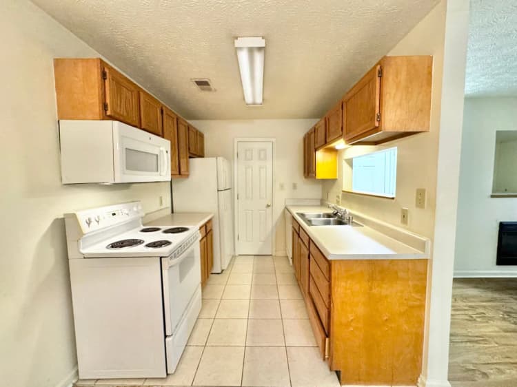 Lexington apartments for rent - image - 1176 Appian Crossing Way - 50.jpg