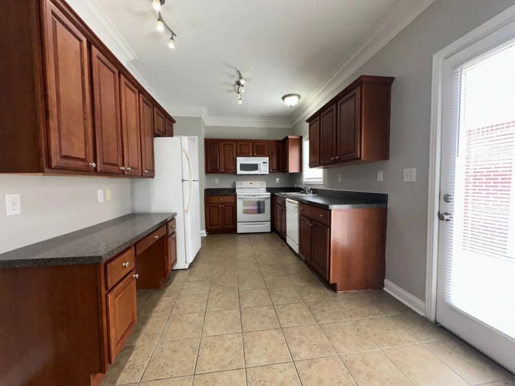 Lexington apartments for rent - image - image-6.jpg
