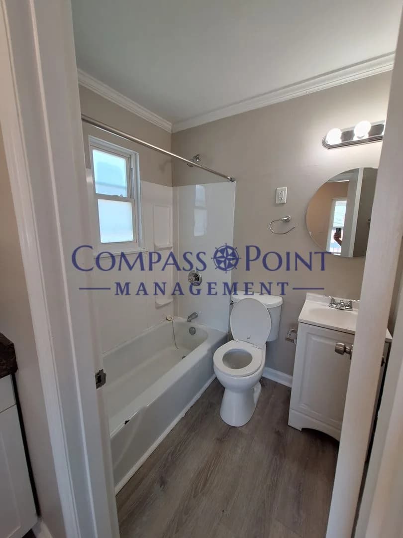Lexington apartments for rent - Property image - 838 Bryan Ave - 3