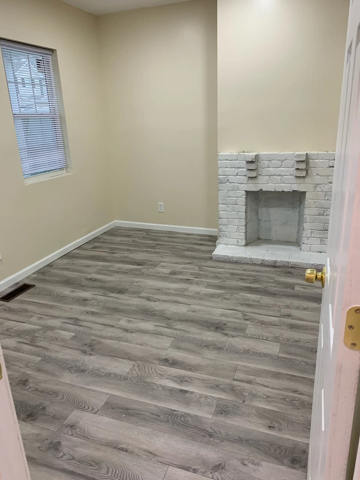Lexington apartments for rent - Property image - 170 Montmullin Street - 2