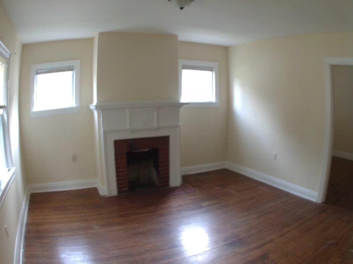 Lexington apartments for rent - Property image - 212 Forest Park - 2