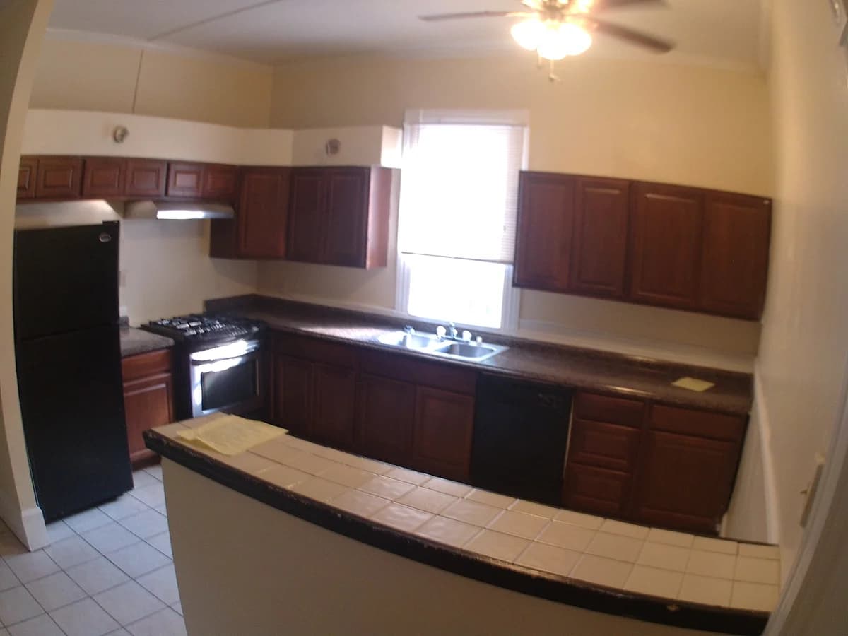 Lexington apartments for rent - Property image - 218 Arlington - 2