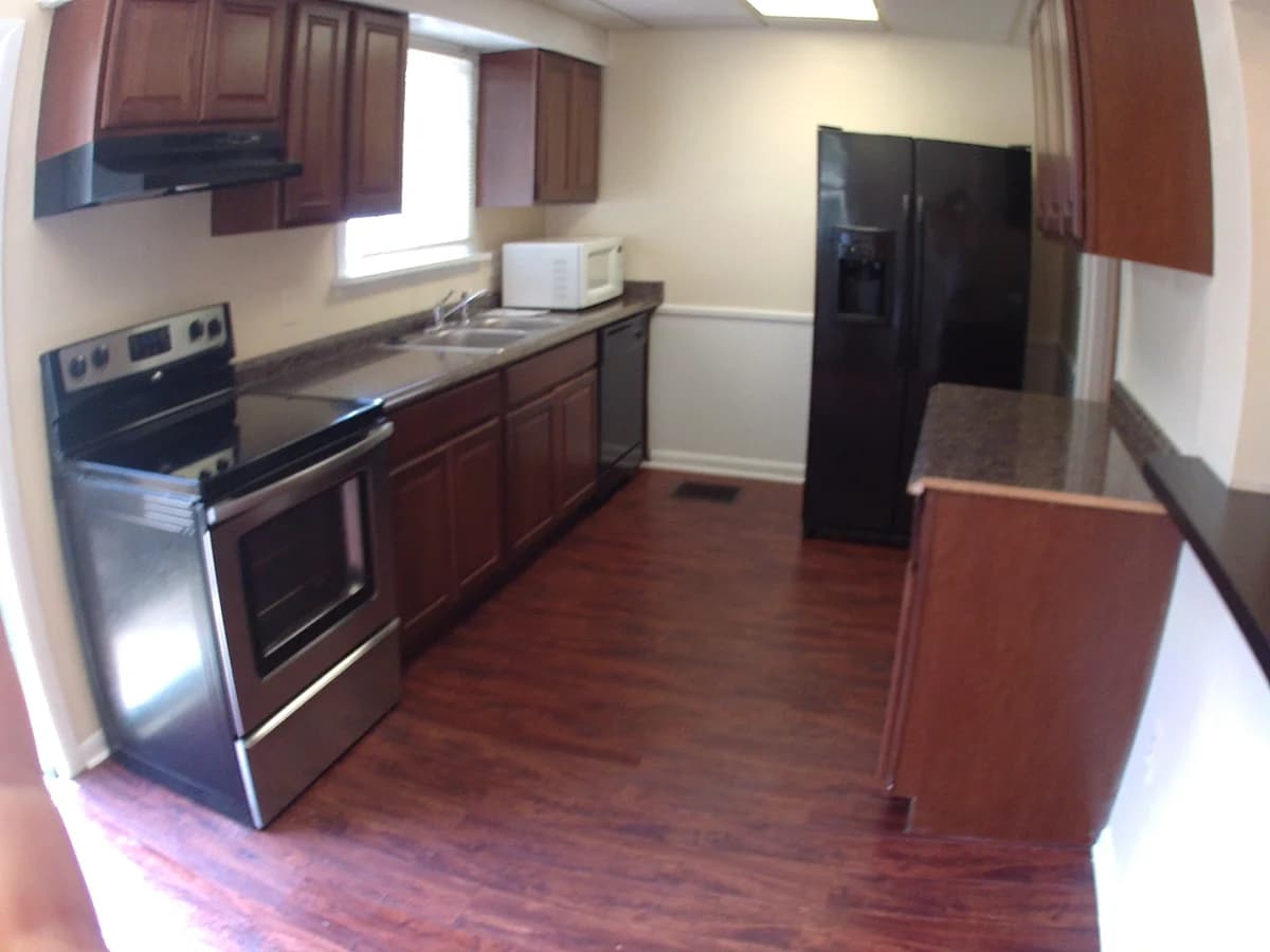 Lexington apartments for rent - Property image - 235 Forest Park - 2