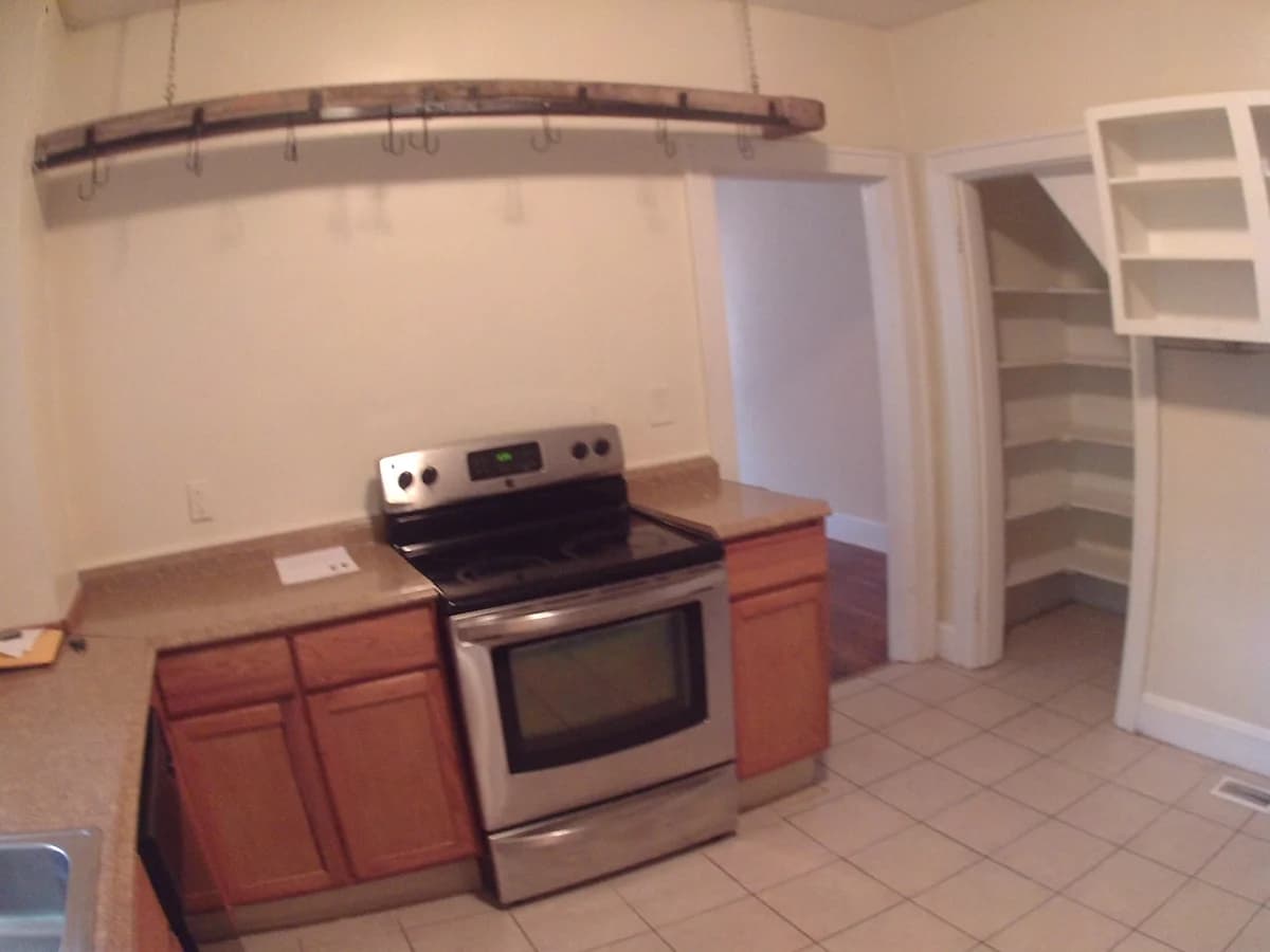 Lexington apartments for rent - Property image - 430 Oldham - 3