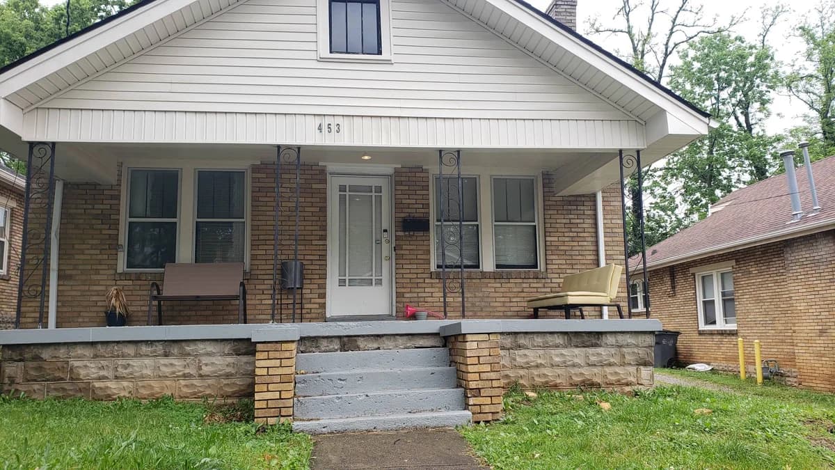 Lexington apartments for rent - Property image - 453 Oldham Ave. - 1