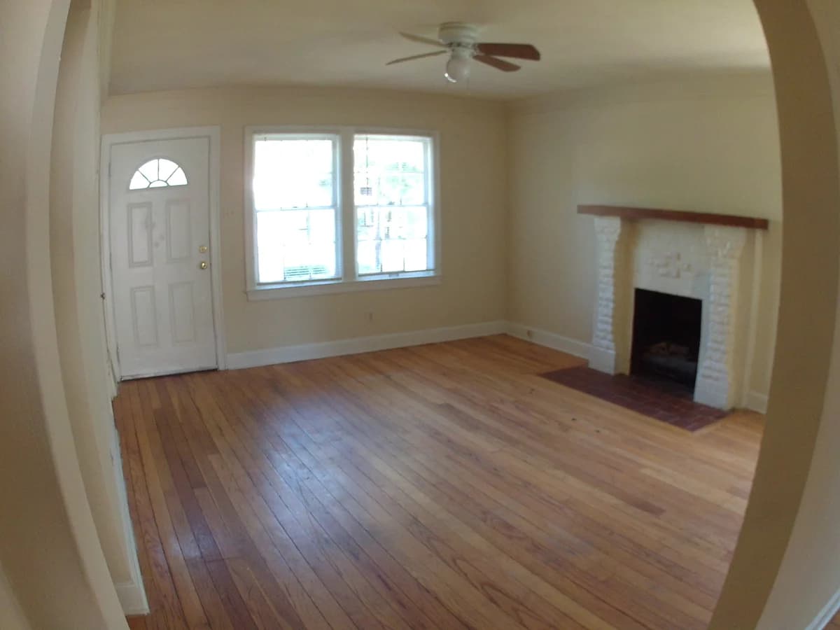 Lexington apartments for rent - Property image - 1500 Elizabeth St. - 3