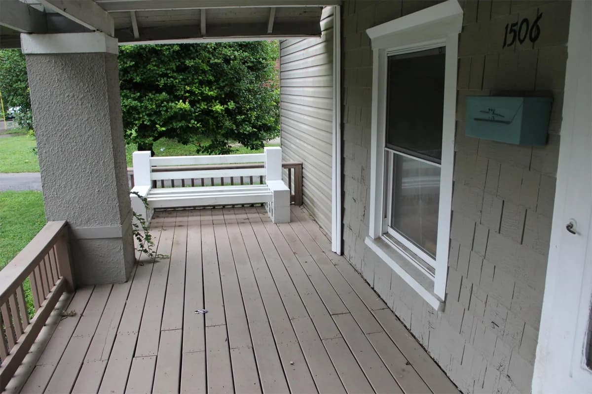 Lexington apartments for rent - Property image - 1506 Elizabeth St. - 2