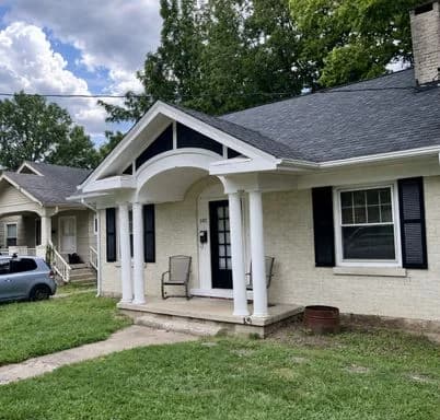 Lexington apartments for rent - Property image - 1485 Elizabeth St - 3