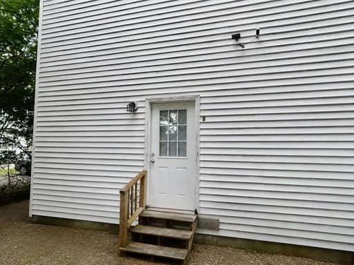 Lexington apartments for rent - Property image - 424 Woodland Avenue - 2