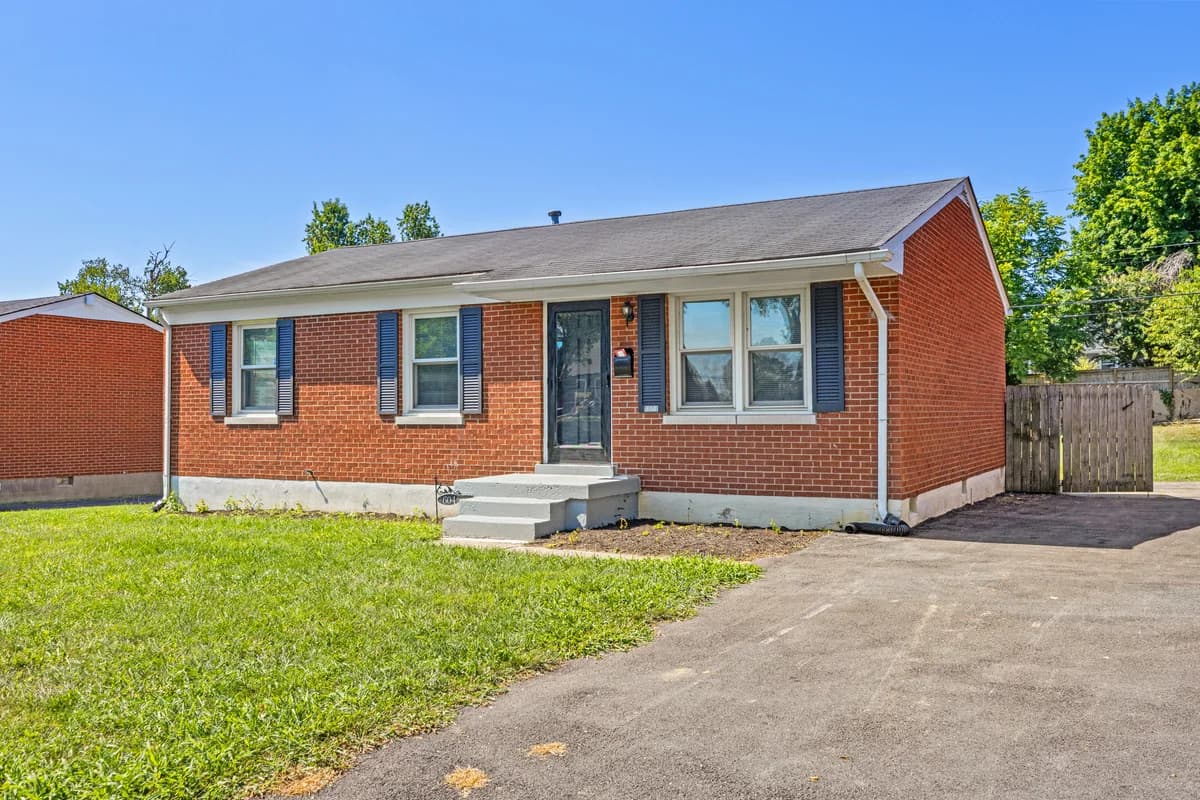 Lexington apartments for rent - Property image - 604 Hi Crest Drive - 3
