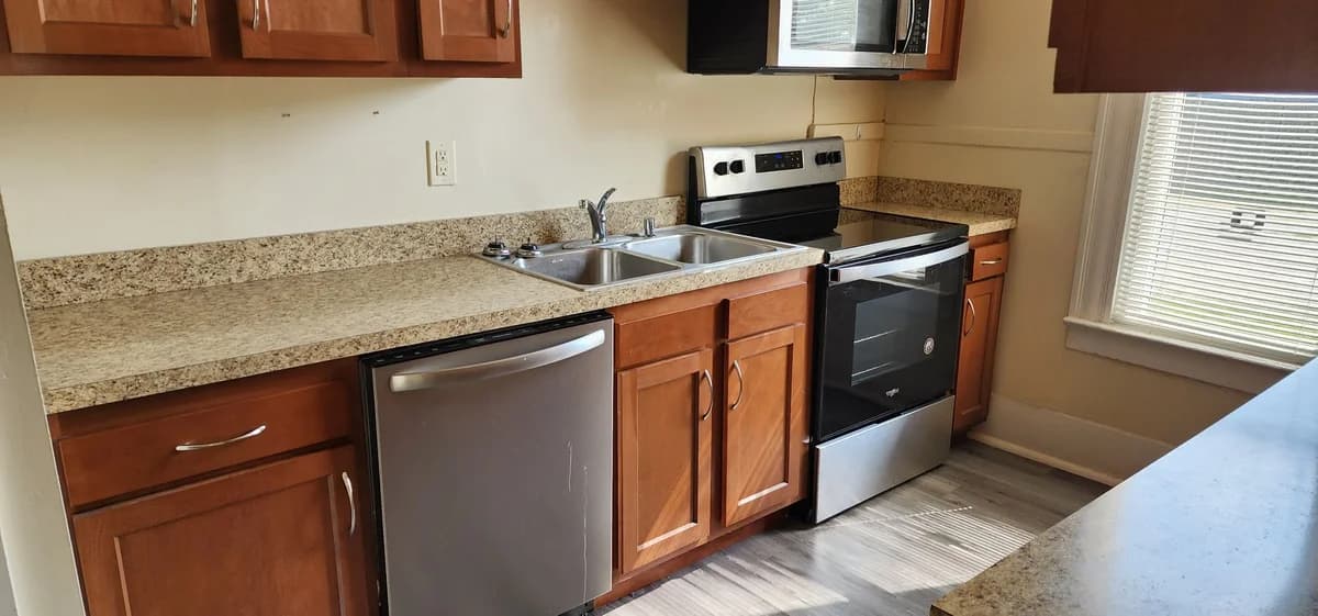 Lexington apartments for rent - Property image - 360 South Broadway Park - 3