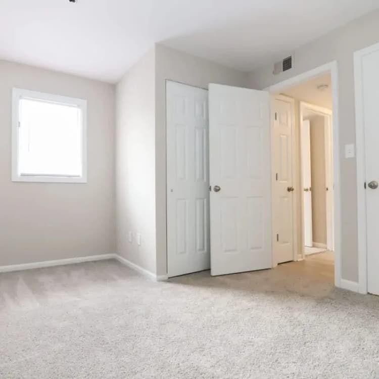 Lexington apartments for rent - image - Limestone Square & Medical Villas Apartments -_ (10).jpg
