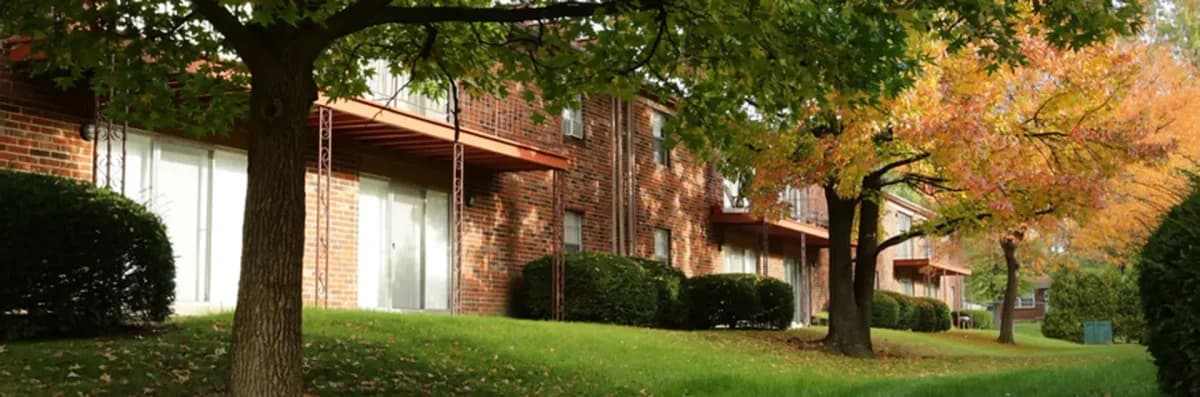 Lexington apartments for rent - Property image - The Paddock Apartments - 1