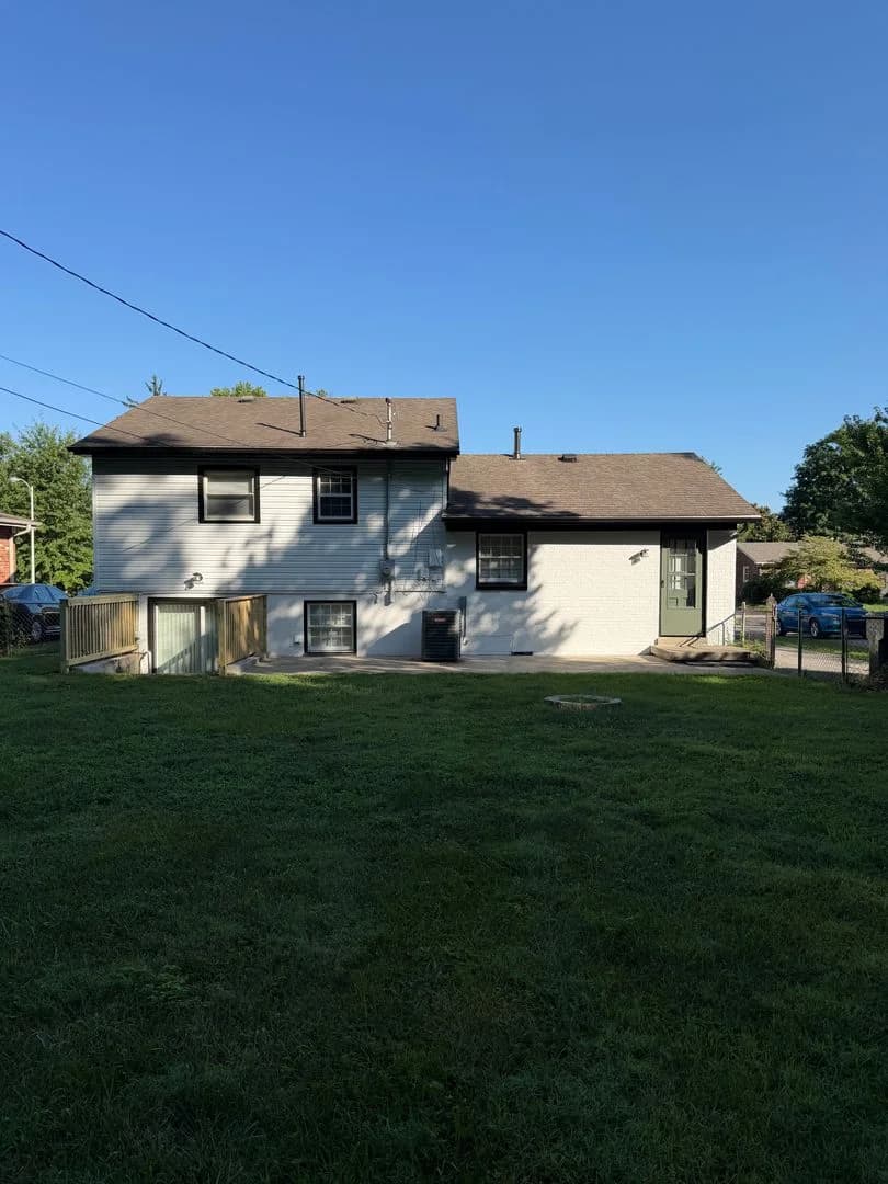 Lexington apartments for rent - Property image - 2120 Sage Road - 2