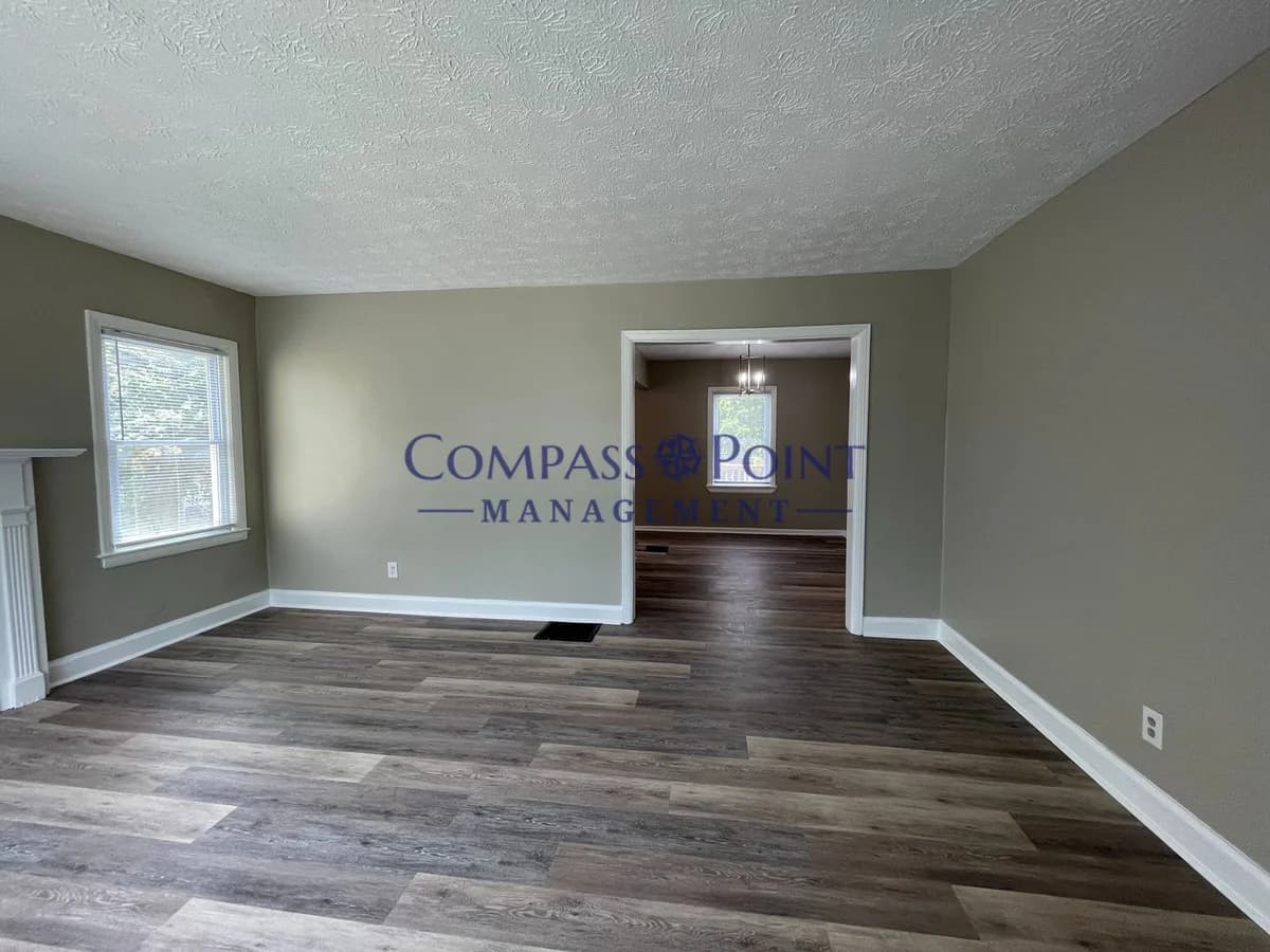 Lexington apartments for rent - Property image - 1012 Liberty Road - 3