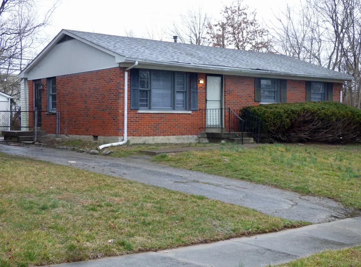 Lexington apartments for rent - Property image - 2457 Mirahill Drive - 2