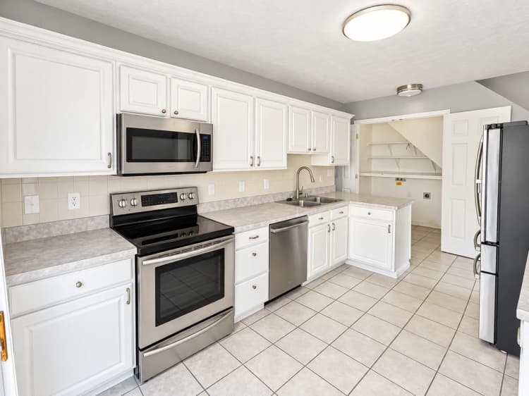 Lexington apartments for rent - image - image-4.png