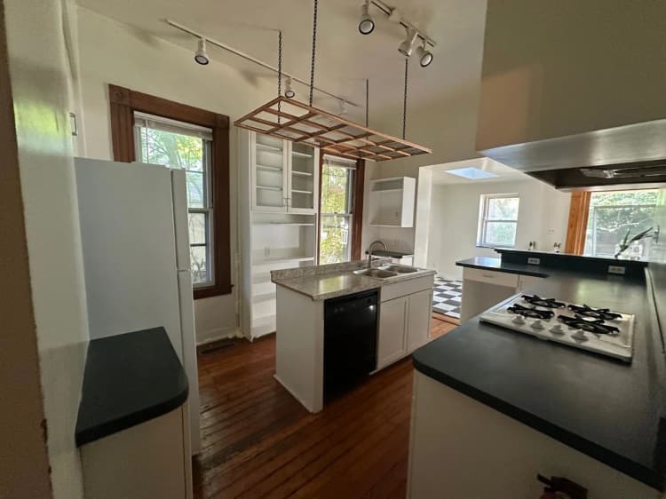 Lexington apartments for rent - image - image-38.jpg