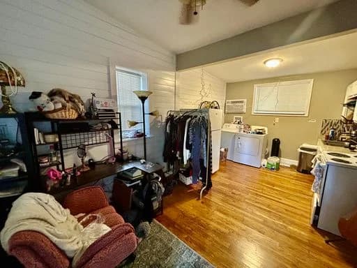 Lexington apartments for rent - Property image - 238 Rose St - 2