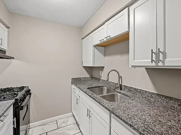 Lexington apartments for rent - image - Cambridge Apartments - 27.webp
