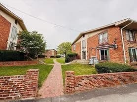 Lexington apartments for rent - image - Cambridge Apartments - 13.jpg