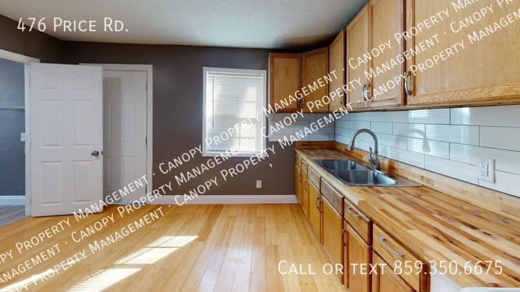 Lexington apartments for rent - image - 06_Price-Rd-476-Kitchen_1.jpg