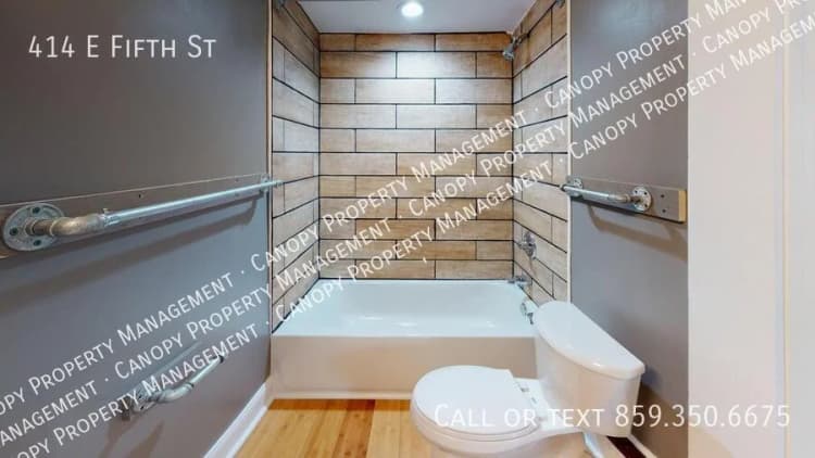 Lexington apartments for rent - image - 13_414-E-Fifth-St-Bathroom_1.jpg