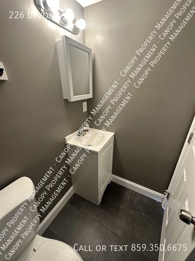 Lexington apartments for rent - image - 20_IMG_1722.jpeg